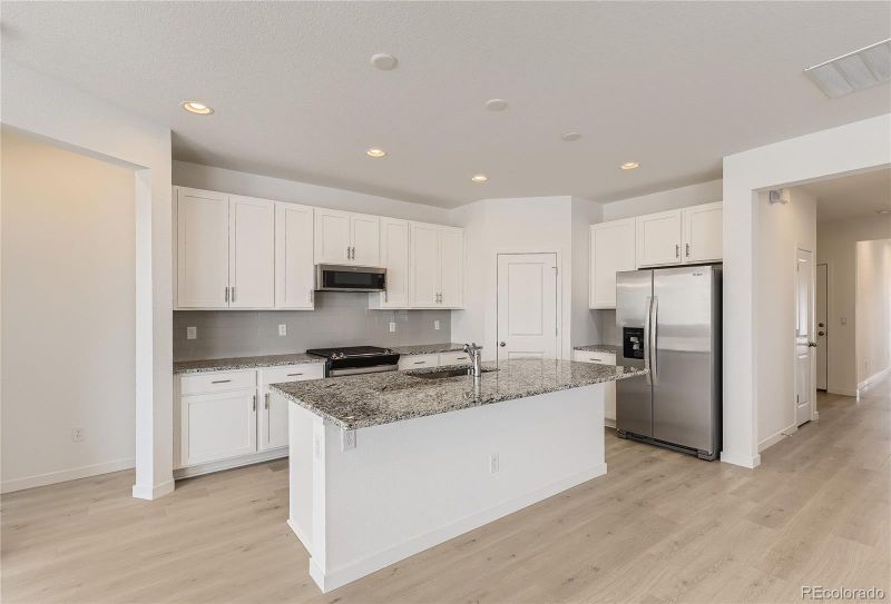 8485 Arriba Dr, Littleton, CO 80125