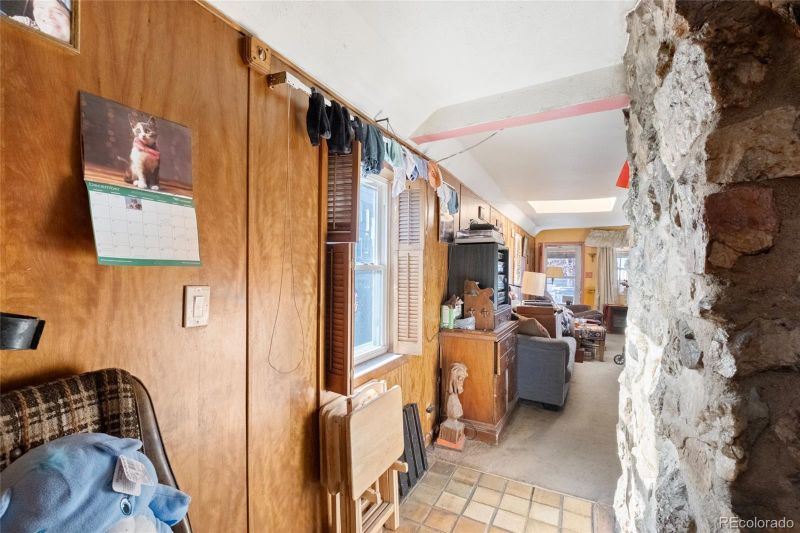 1040 N Meade St, Denver, CO 80204