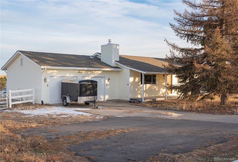 34228 Columbine Trl E, Elizabeth, CO 80107