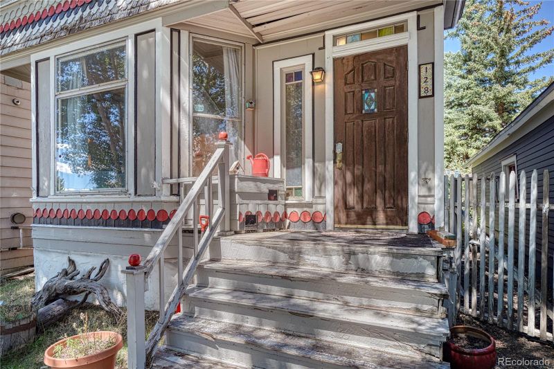 128 W 8th St, Leadville, CO 80461