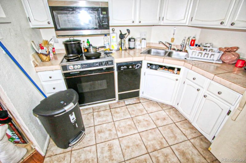 1353 Jasmine St, Denver, CO 80220