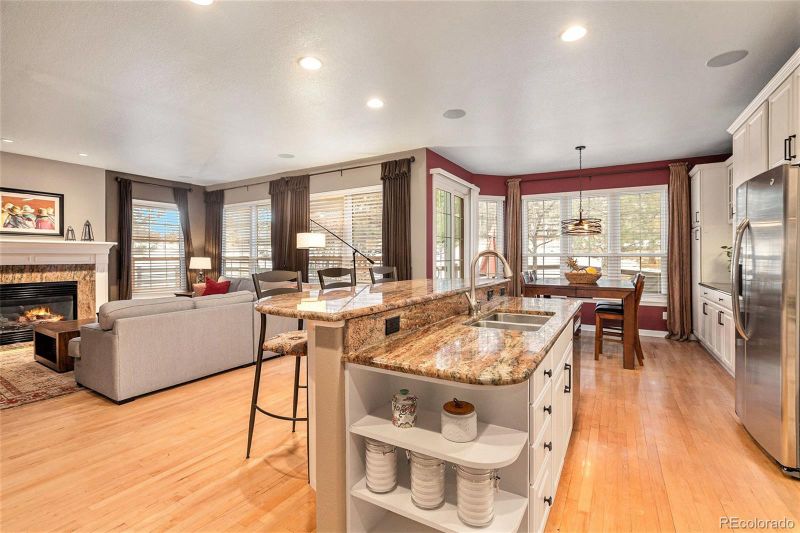 301 Ingleton Pl, Castle Pines, CO 80108