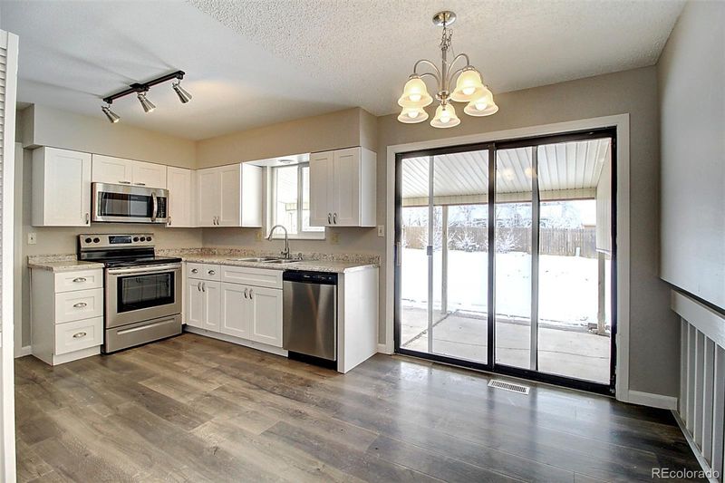 7216 River Bend Rd, Colorado Springs, CO 80911