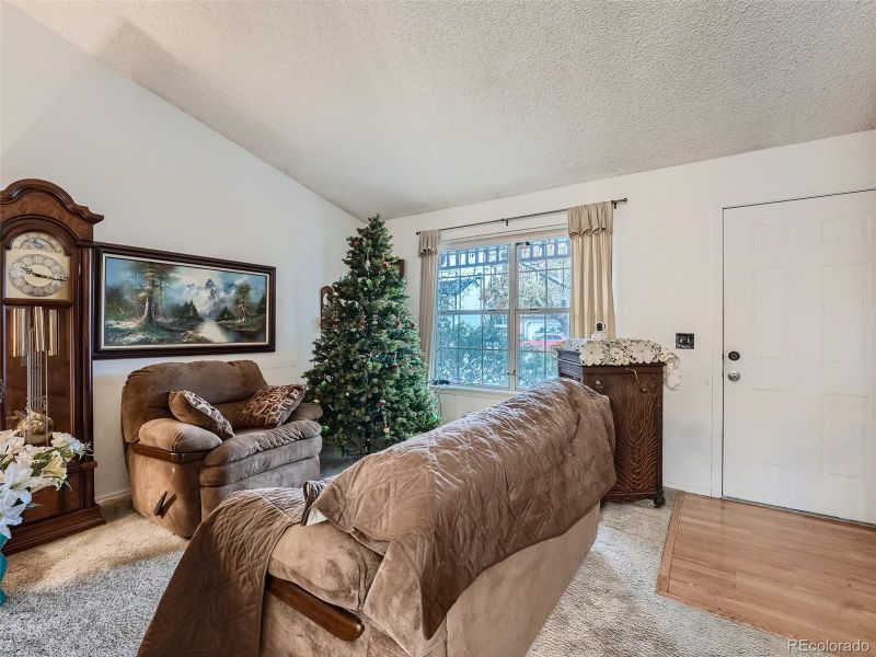 672 S Jasper St, Aurora, CO 80017