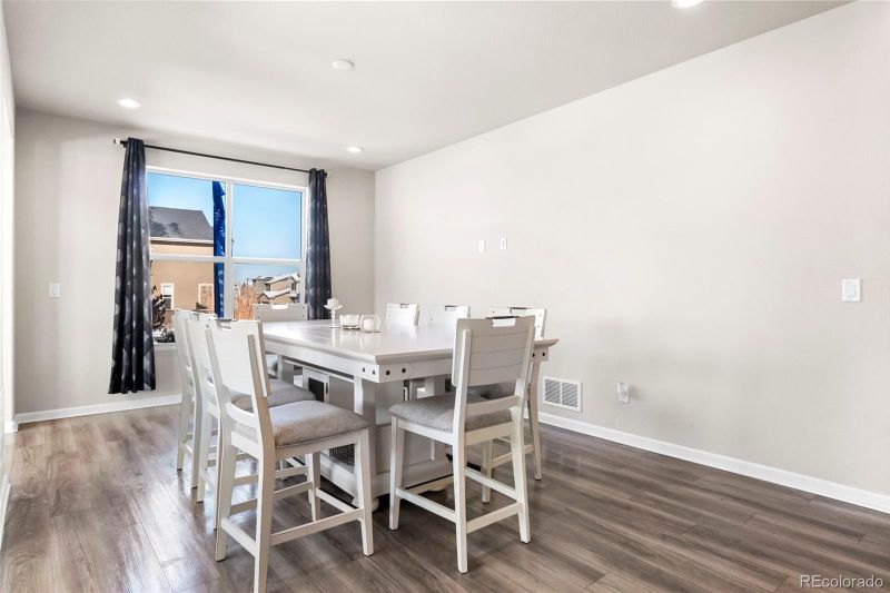 14291 Ivanhoe St, Thornton, CO 80602