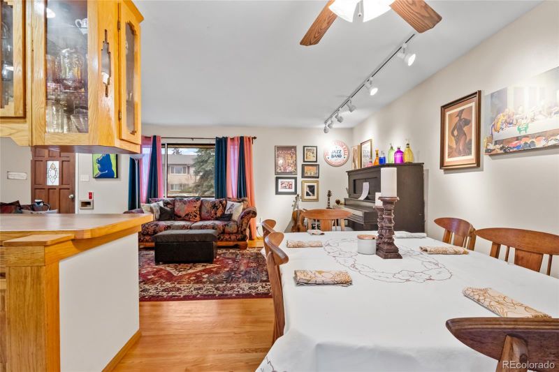 987 W 102nd Ave, Northglenn, CO 80260