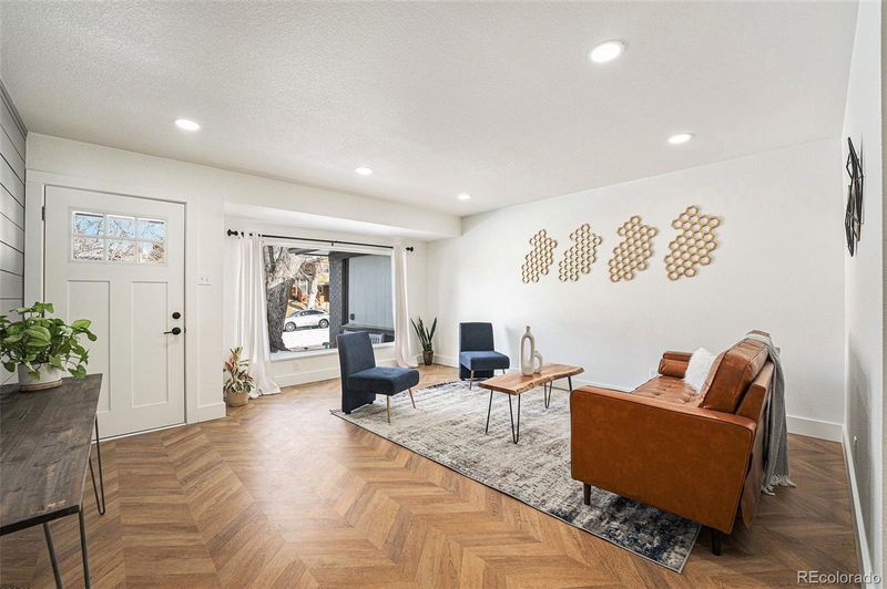 8356 E Princeton Ave, Denver, CO 80237