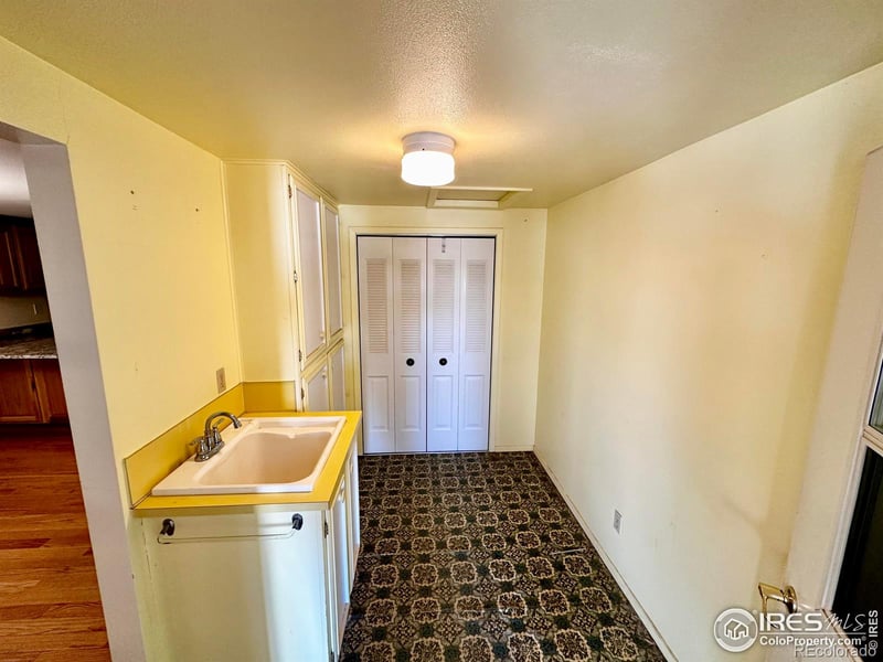 625 S Washington St, Otis, CO 80743