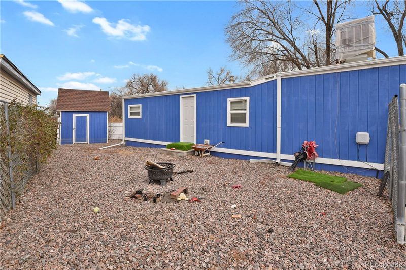 1 Taos Cir, Fountain, CO 80817