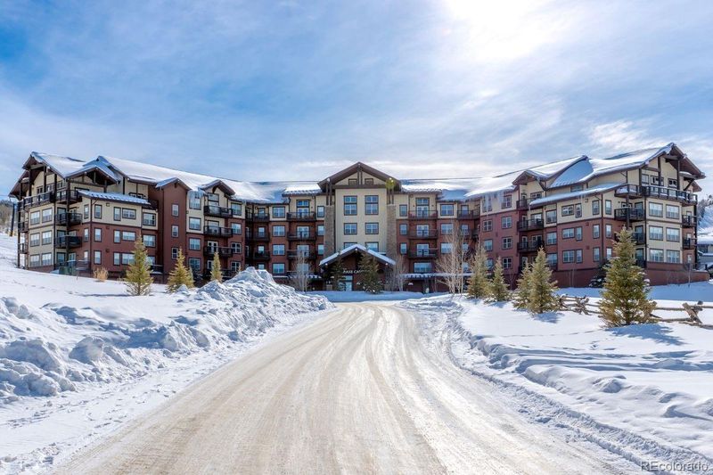 300 Base Camp Cir #215, Granby, CO 80446