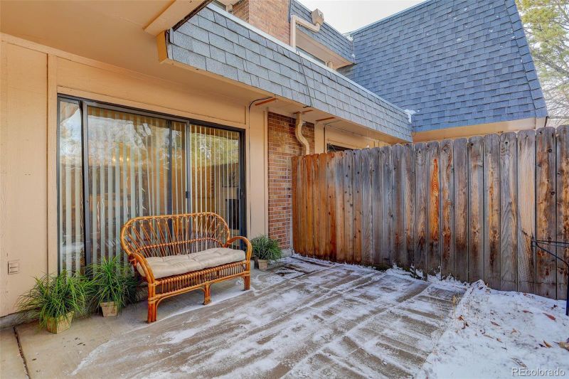 7995 E Mississippi Ave #C8, Denver, CO 80247