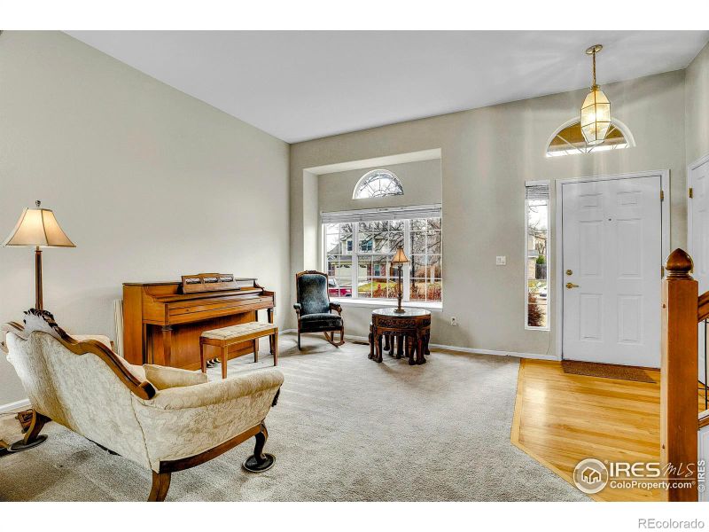 303 N Cherrywood Dr, Lafayette, CO 80026