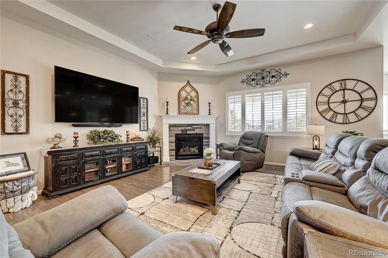 6715 Palmetto Ct, Castle Rock, CO 80108