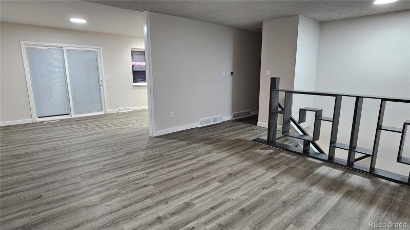 12192 E Hawaii Dr, Aurora, CO 80012