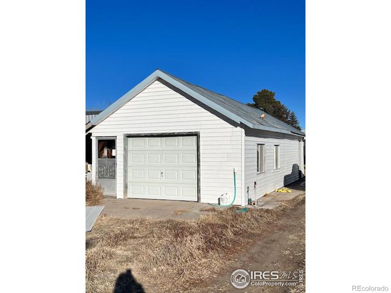 218 E Raymond St, Haxtun, CO 80731