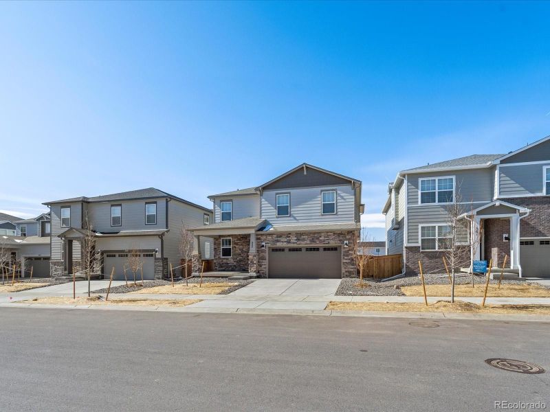 555 Lost Lake St, Brighton, CO 80603