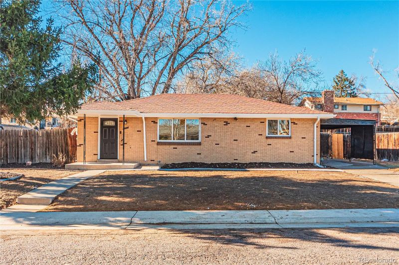 7057 Otis St, Arvada, CO 80003