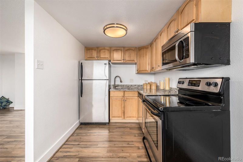 1035 Colorado Blvd #501, Denver, CO 80206