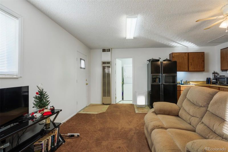 1446 Main St, Strasburg, CO 80136