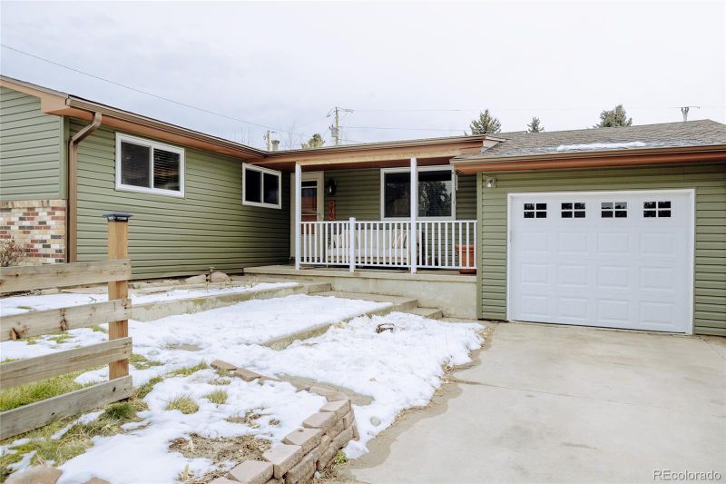 210 Ash Ave, Castle Rock, CO 80104