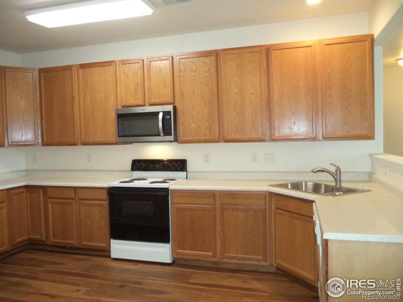 5151 29 St #203, Greeley, CO 80634