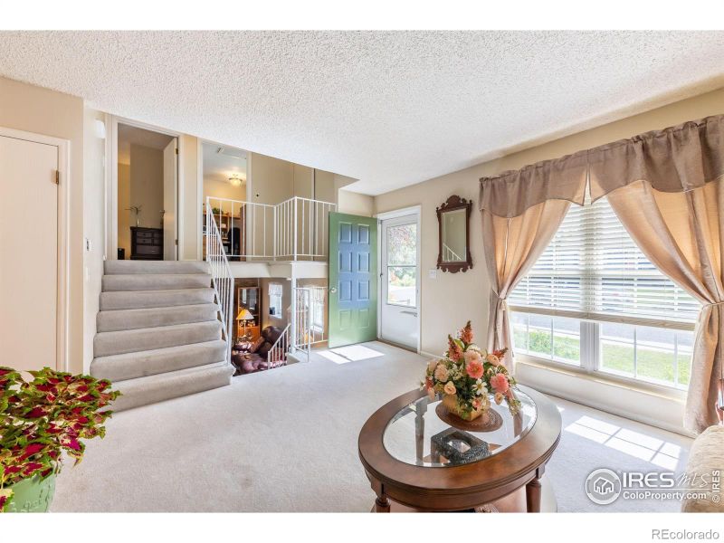 904 Harrison Dr, Lafayette, CO 80026