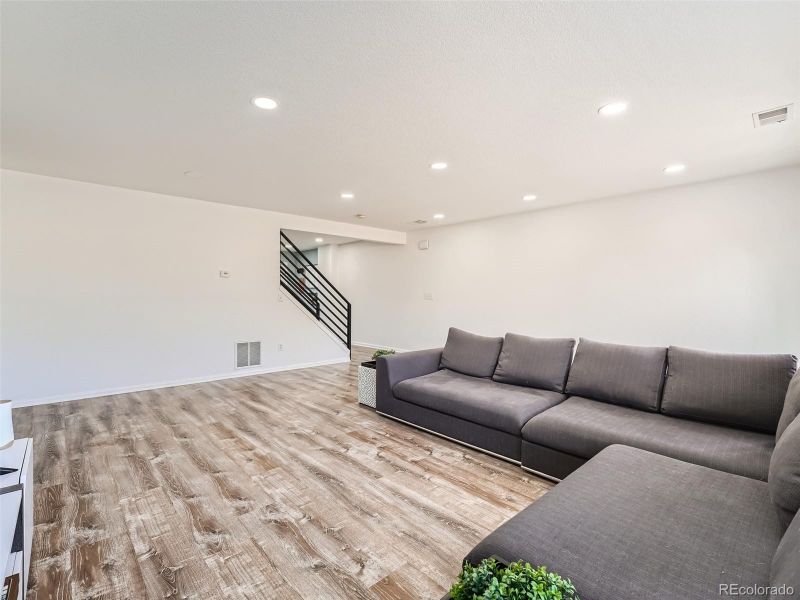 317 Smith Cir, Erie, CO 80516