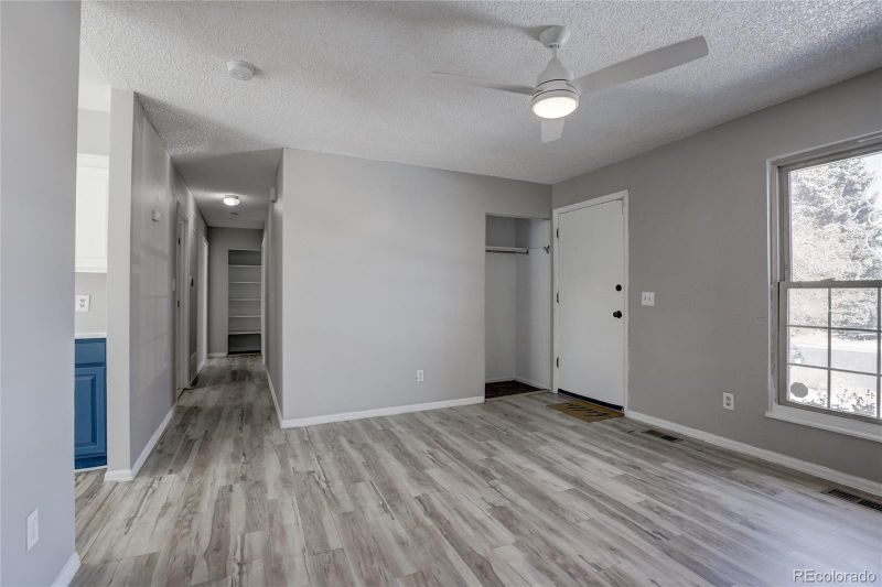 15611 E Atlantic Cir, Aurora, CO 80013