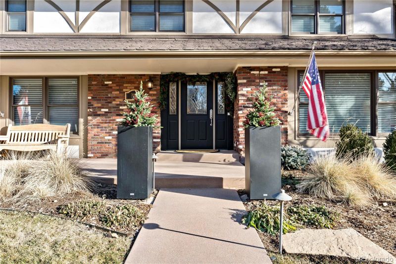 3942 S Olive St, Denver, CO 80237
