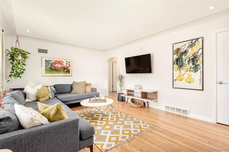 3530 Eudora St, Denver, CO 80207