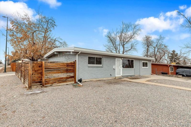 2699 S Patton Ct, Denver, CO 80219