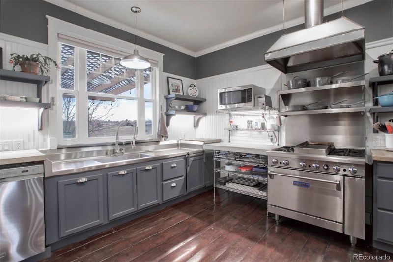 11539 Clayton St, Thornton, CO 80233