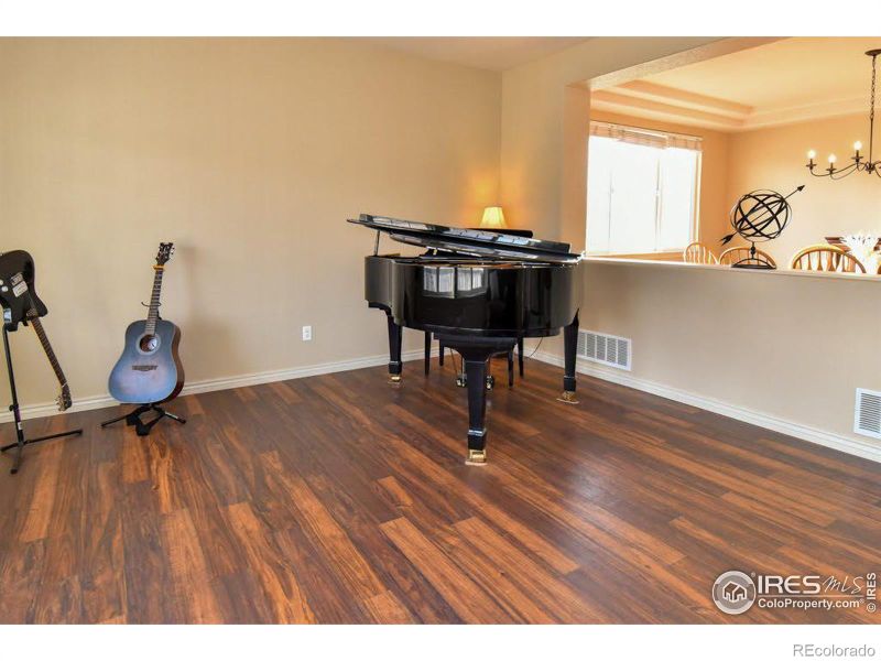 14903 Race St, Thornton, CO 80602
