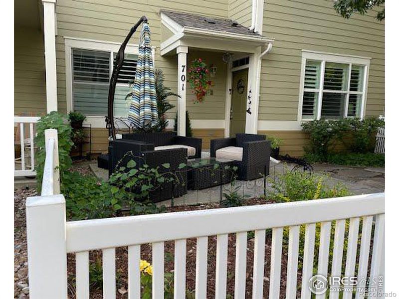 640 Gooseberry Dr #701, Longmont, CO 80503