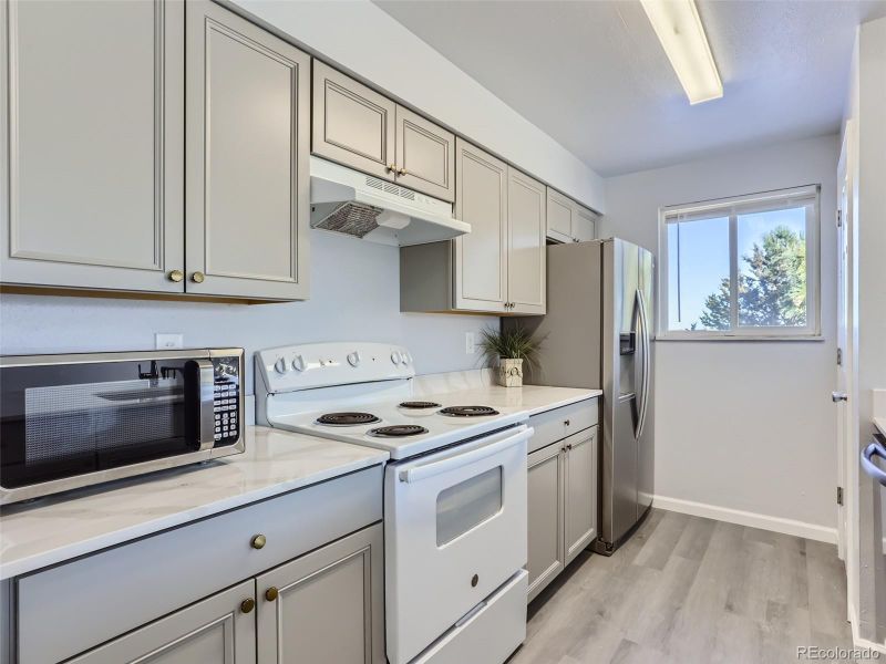 1195 S Fairplay Cir #D, Aurora, CO 80012