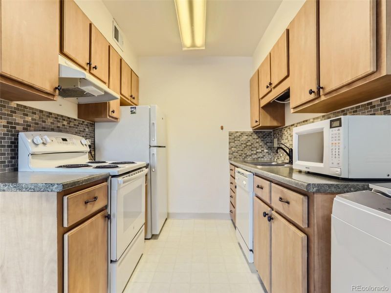 12171 E Ford Ave, Aurora, CO 80012