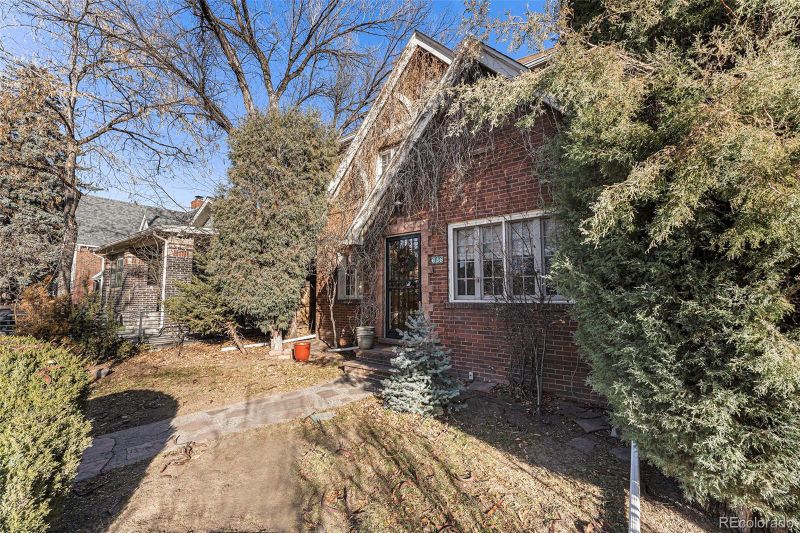 636 Clayton St, Denver, CO 80206