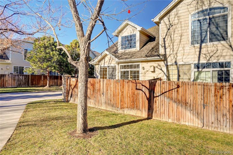 9001 W Phillips Dr, Littleton, CO 80128