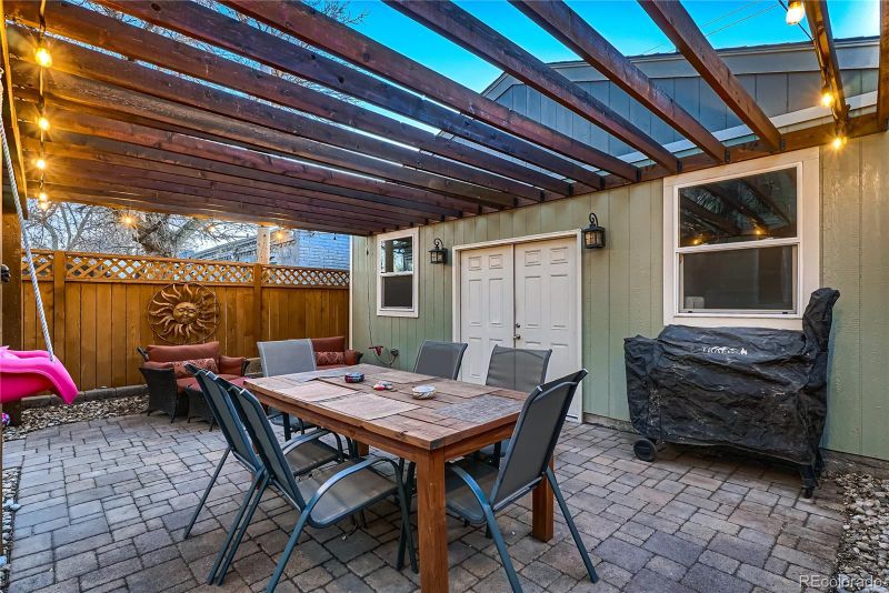 2515 N Gilpin St, Denver, CO 80205