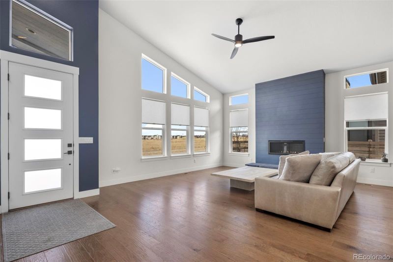 9758 E 57th Ave, Denver, CO 80238
