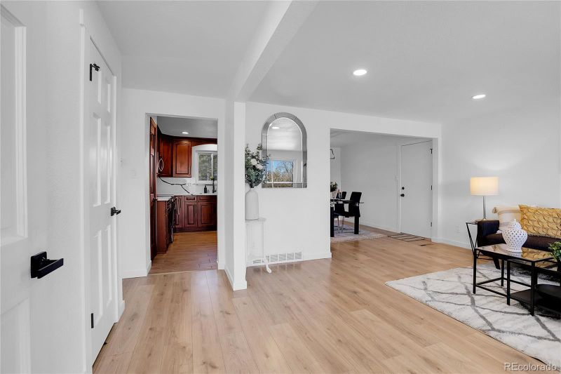 6624 W 69th Pl, Arvada, CO 80003