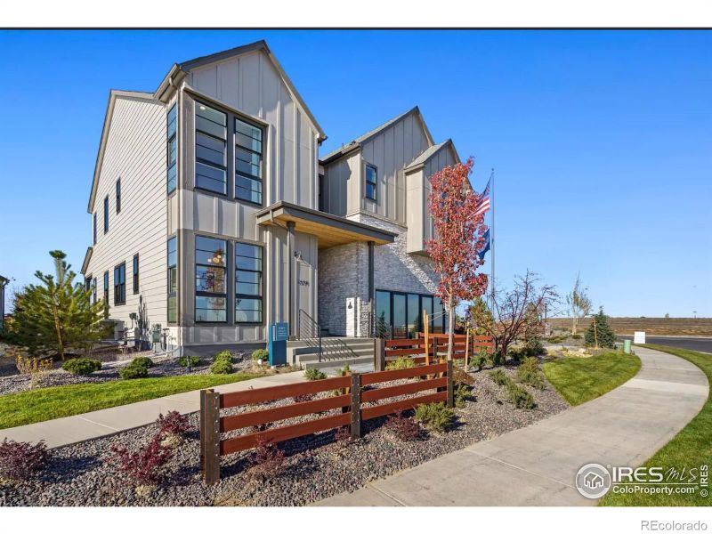 1870 Blossom Grove Dr, Windsor, CO 80550