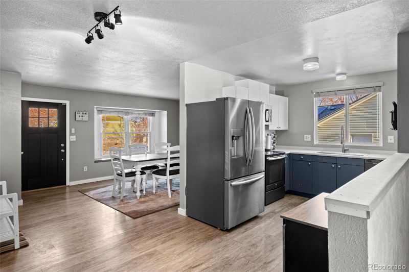 1418 S Biscay Way, Aurora, CO 80017