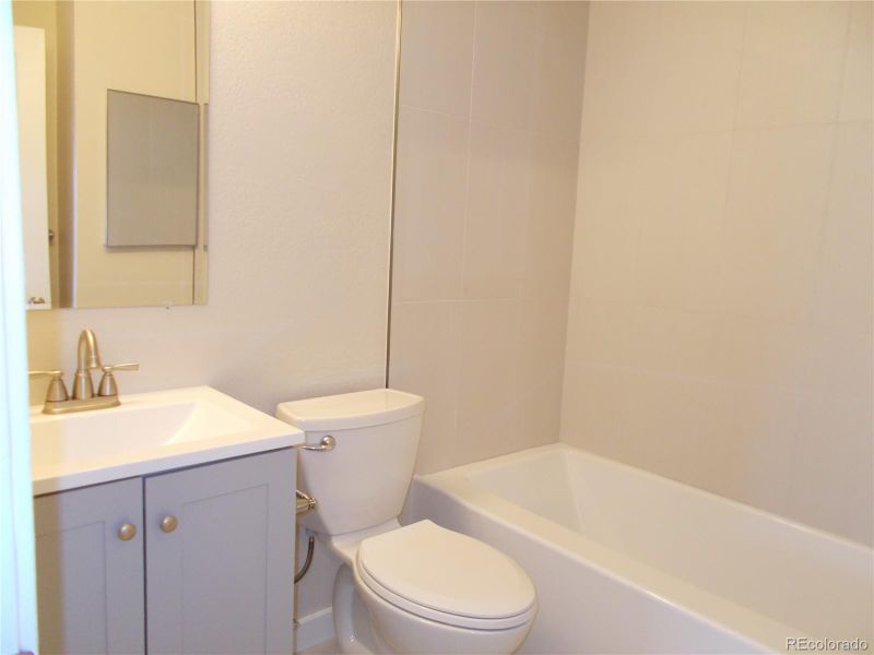 185 S Sable Blvd #T15, Aurora, CO 80012