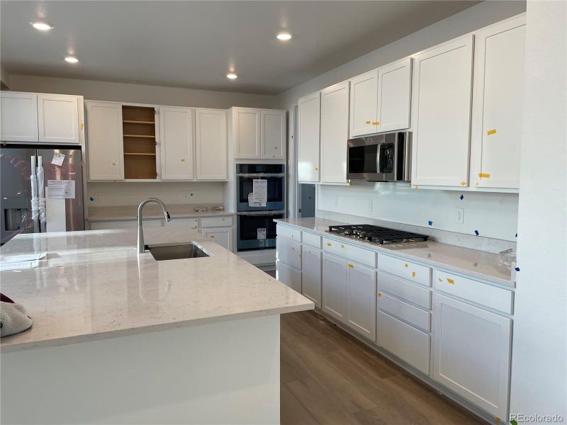 1801 Merrill Dr, Erie, CO 80516