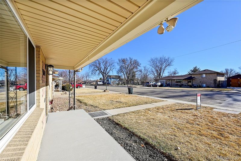 6729 54 Ave, Arvada, CO 80002