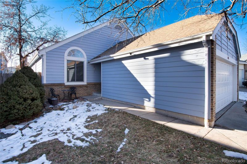 13076 W Cross Dr, Littleton, CO 80127