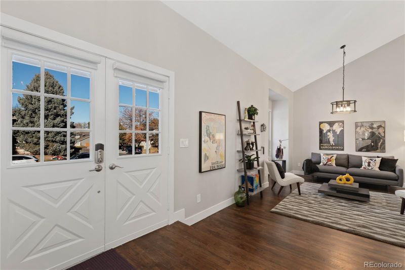 10886 E Orchard Pl, Englewood, CO 80111