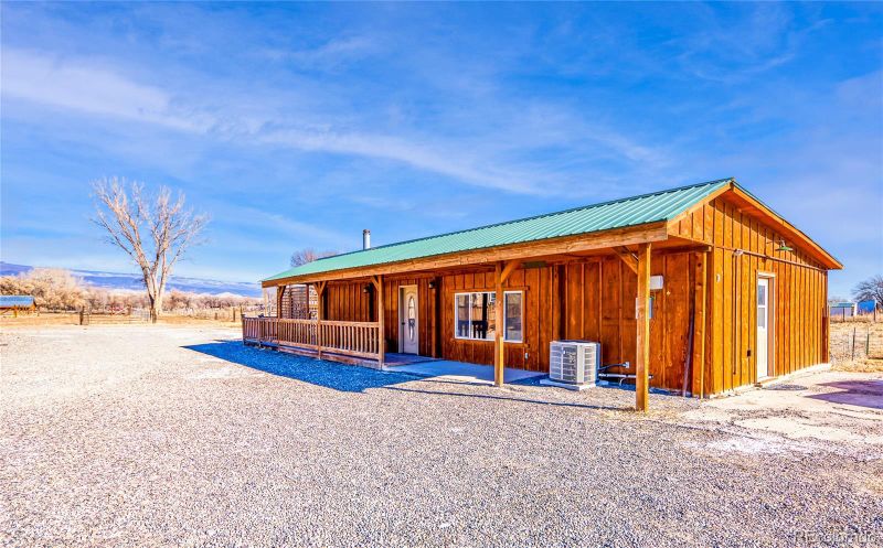 1554 H 38 Rd, Delta, CO 81416