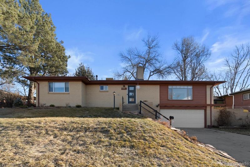 6338 S Acoma St, Littleton, CO 80120
